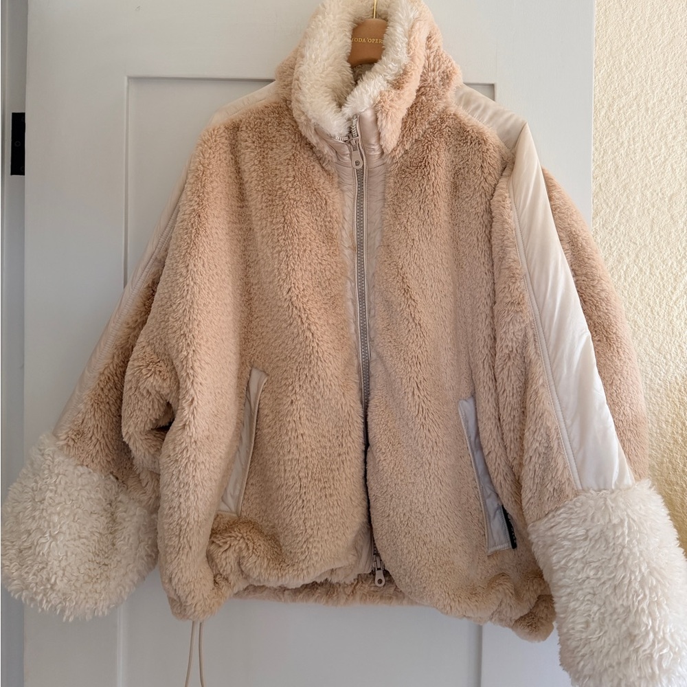 Oof Wear Two Tone Sherpa Jacket
